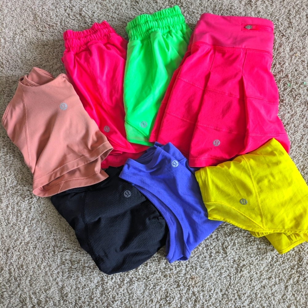 COPY - Lululemon size 2 purple hotty hot shorts